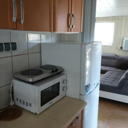 Letniskowy Agatka * Roznow