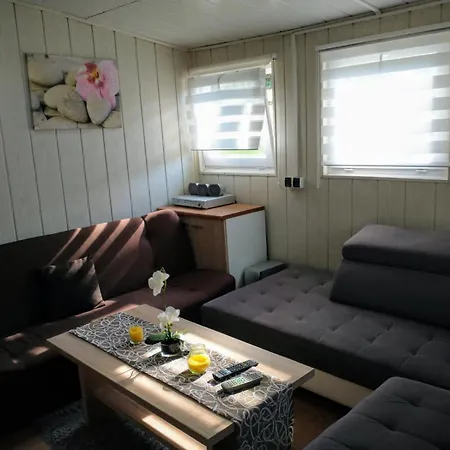 Letniskowy Agatka Holiday home *